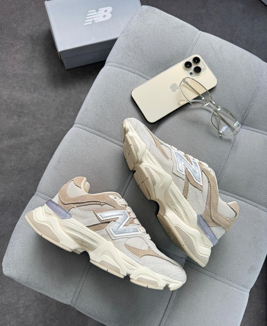 NEW BALANCE 9060  BEGE