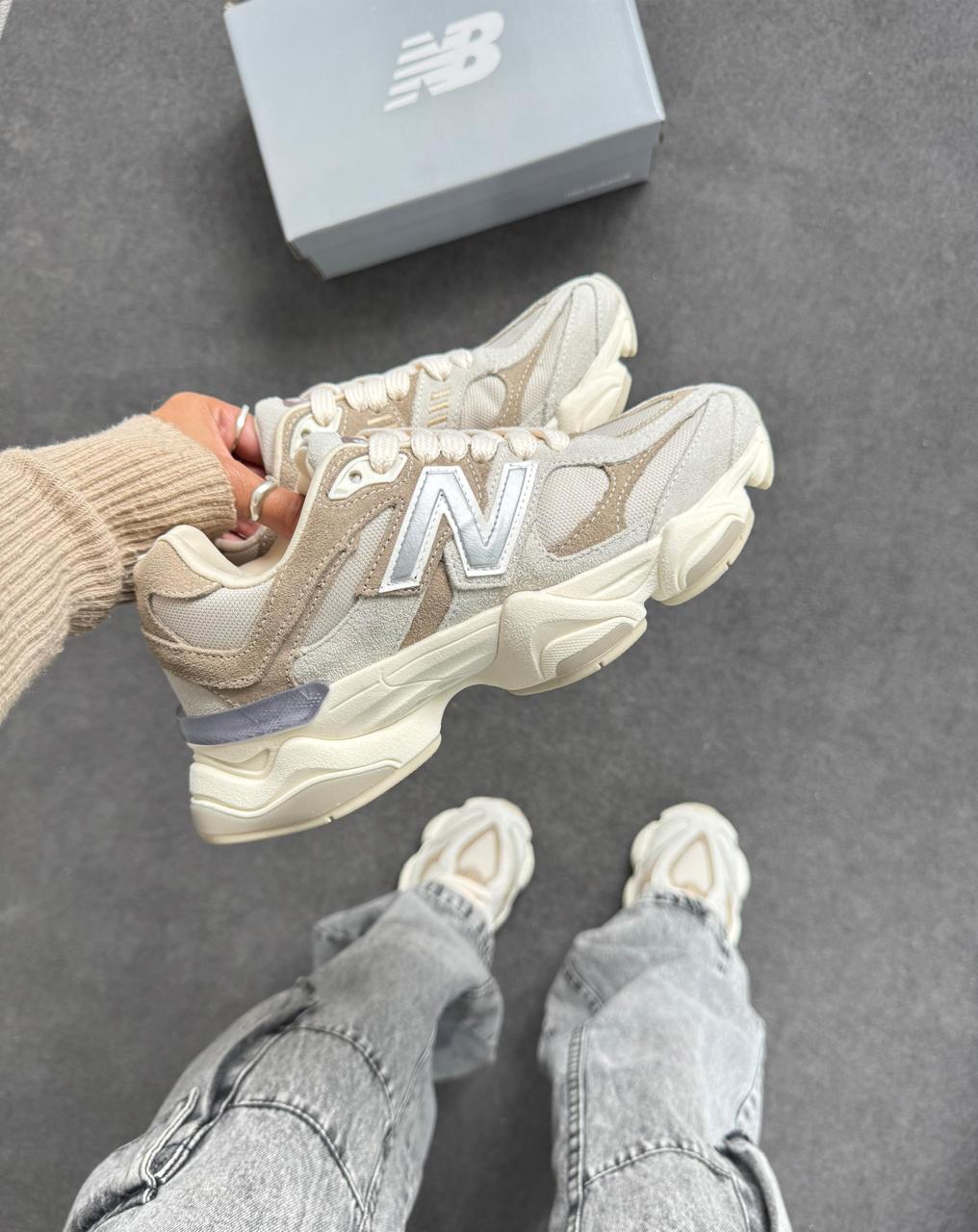 NEW BALANCE 9060  BEGE