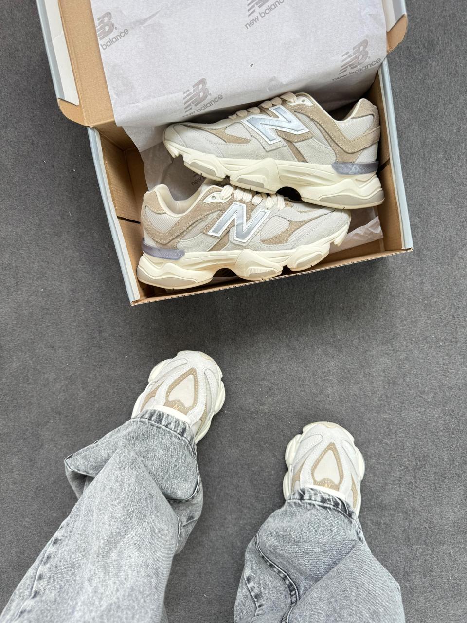 NEW BALANCE 9060  BEGE